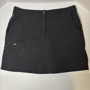 LL Bean Skirt Womens Size 12 Black Active Golf ID 290595 Built-In Short Skort